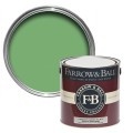 Emerald Green No.W53 EEM 2.5L_Tin & Swatch.jpg